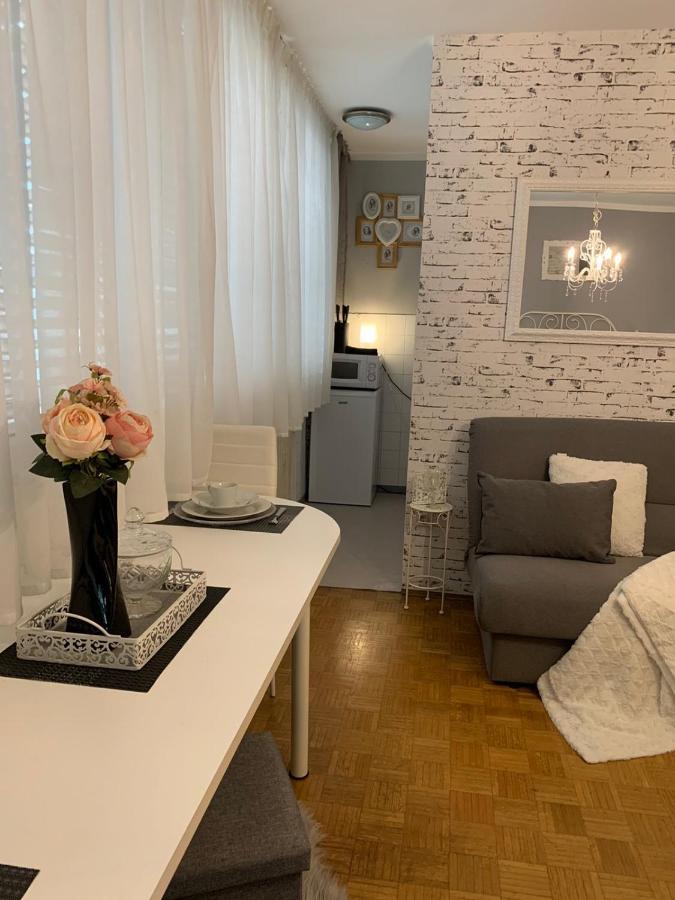 Apartment Lautus Maribor Ngoại thất bức ảnh